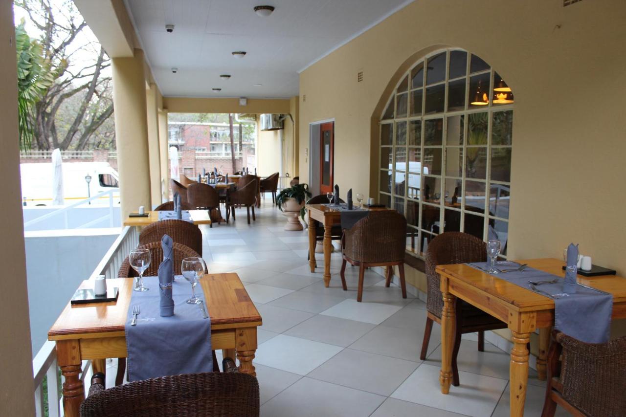 Casa Mia Lodge & Restaurant Blantyre Buitenkant foto